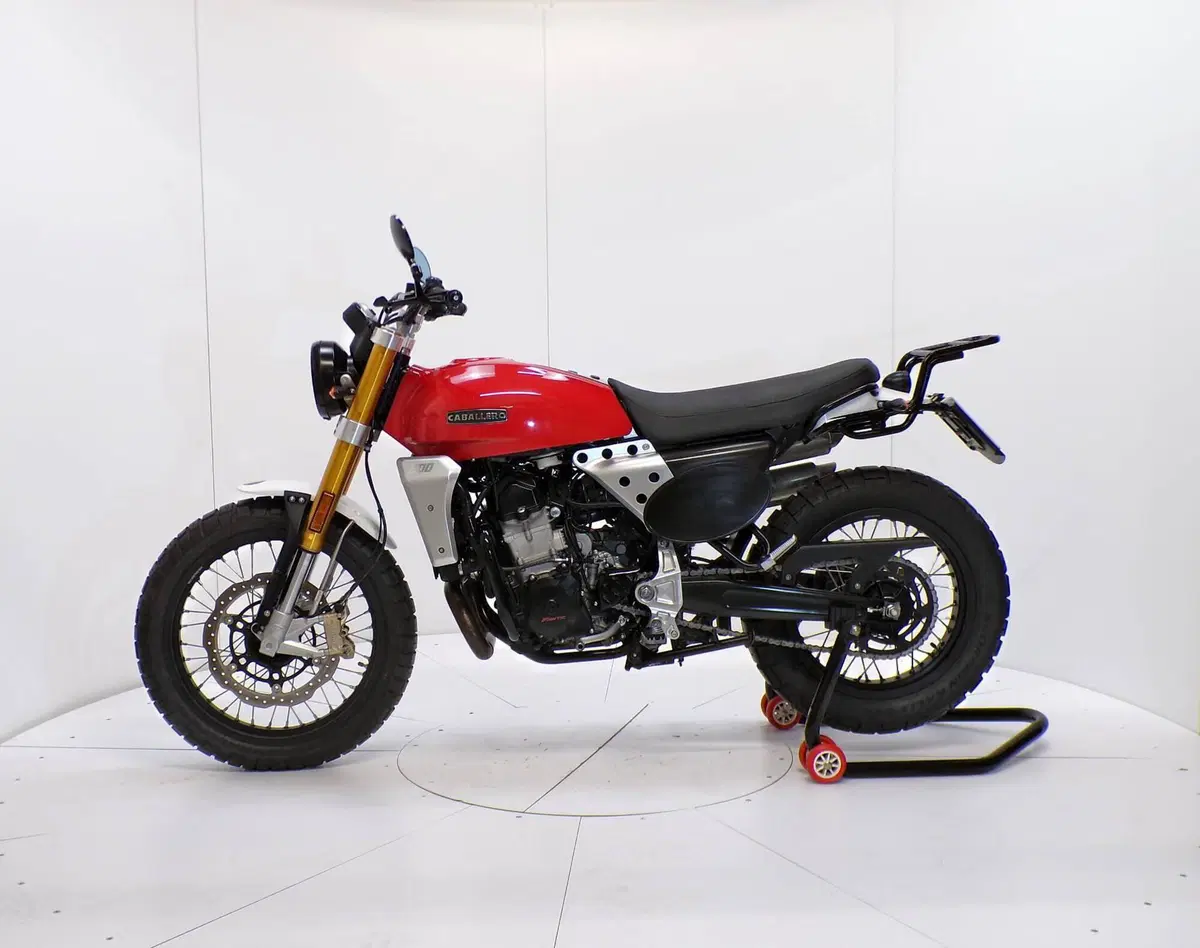 Fantic Motor Caballero 500 Scrambler 4T (2018 - 21) (4)