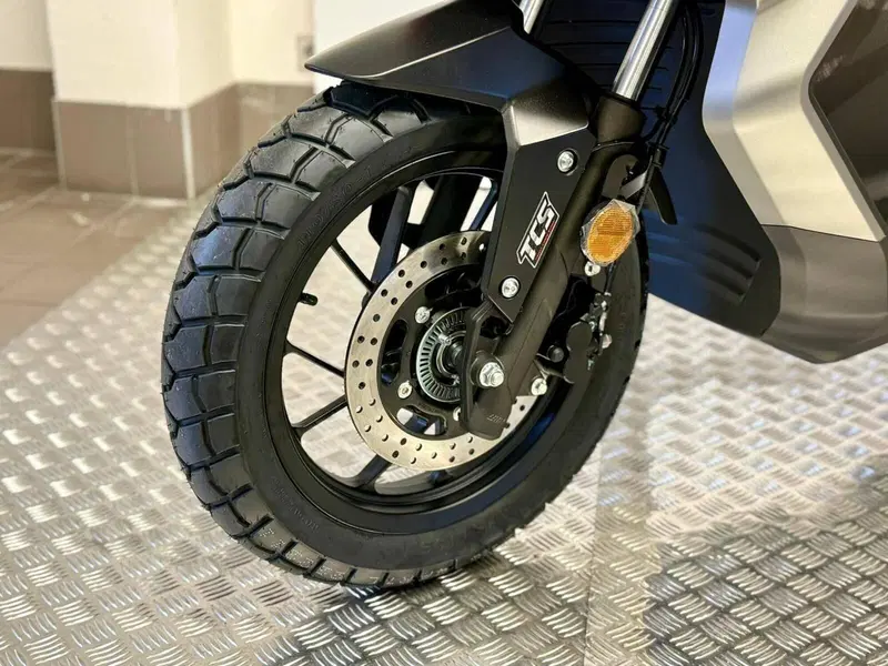 Voge Sfida SR1 ADV (2023 - 26) (19)