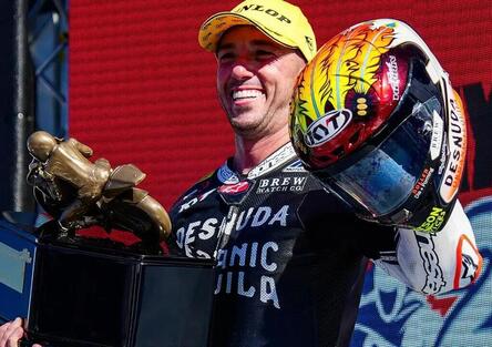 Daytona 200: Josh Herrin rischia grosso ai box, prima colpisce un cameraman poi vince [VIDEO]