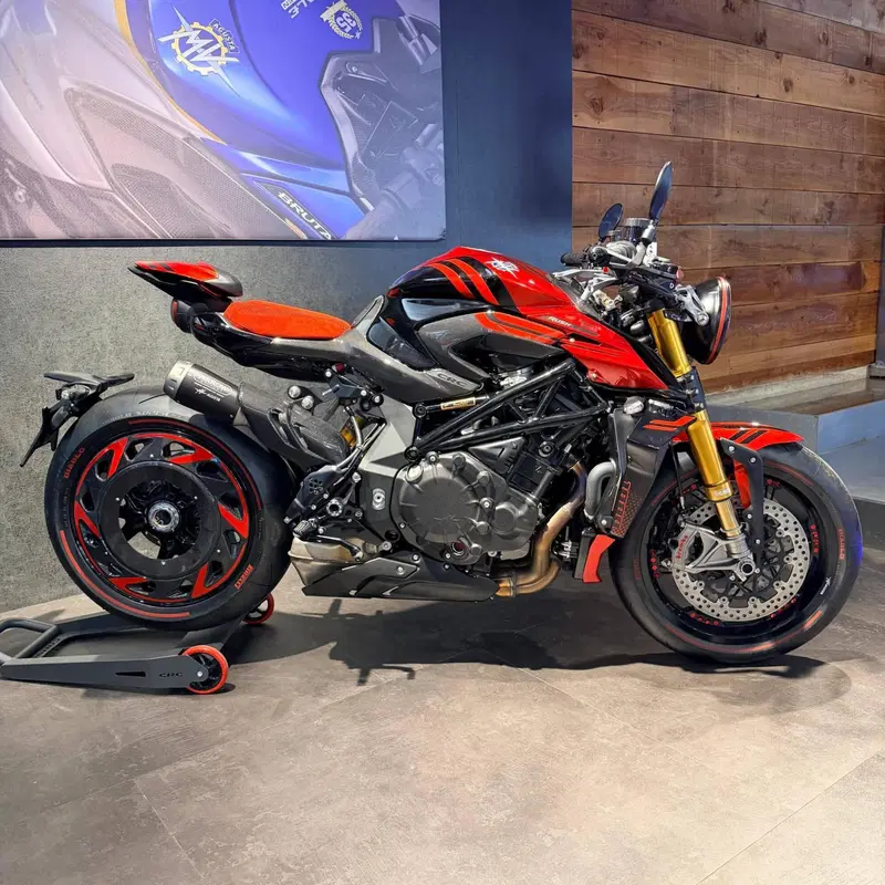 MV Agusta Rush 1000 (2023 - 26) (2)