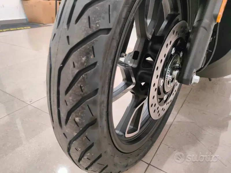 Voge Sfida SR16 125 (2025 - 26) (6)