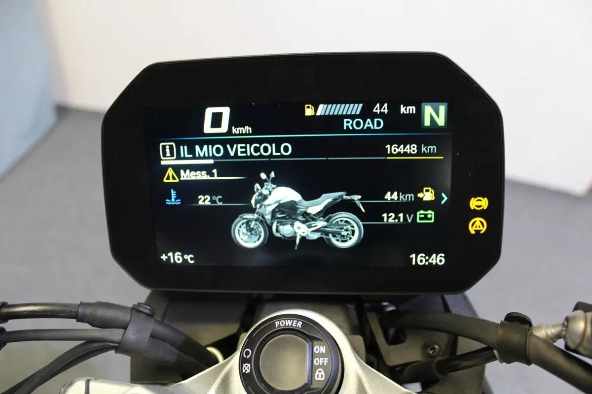 Bmw F 900 R (2021 - 24) (3)