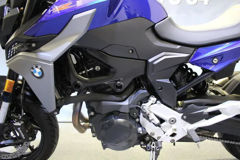 Bmw F 900 R (2021 - 24) (16)