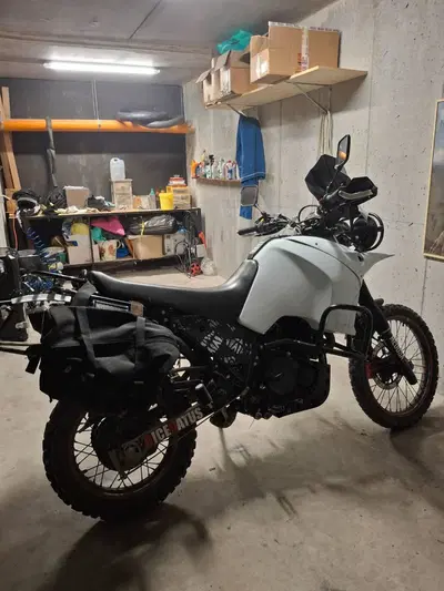 Suzuki DR Big 750 S (1988 - 89) usata