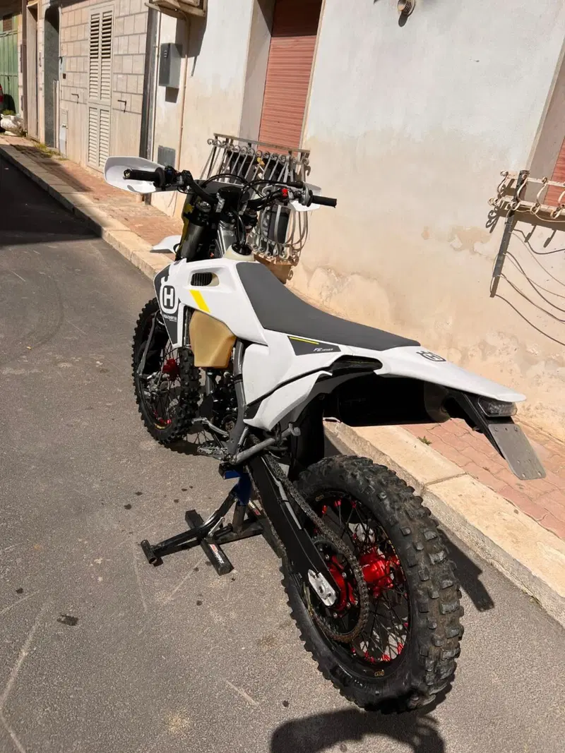 Husqvarna FE 350 (2022)