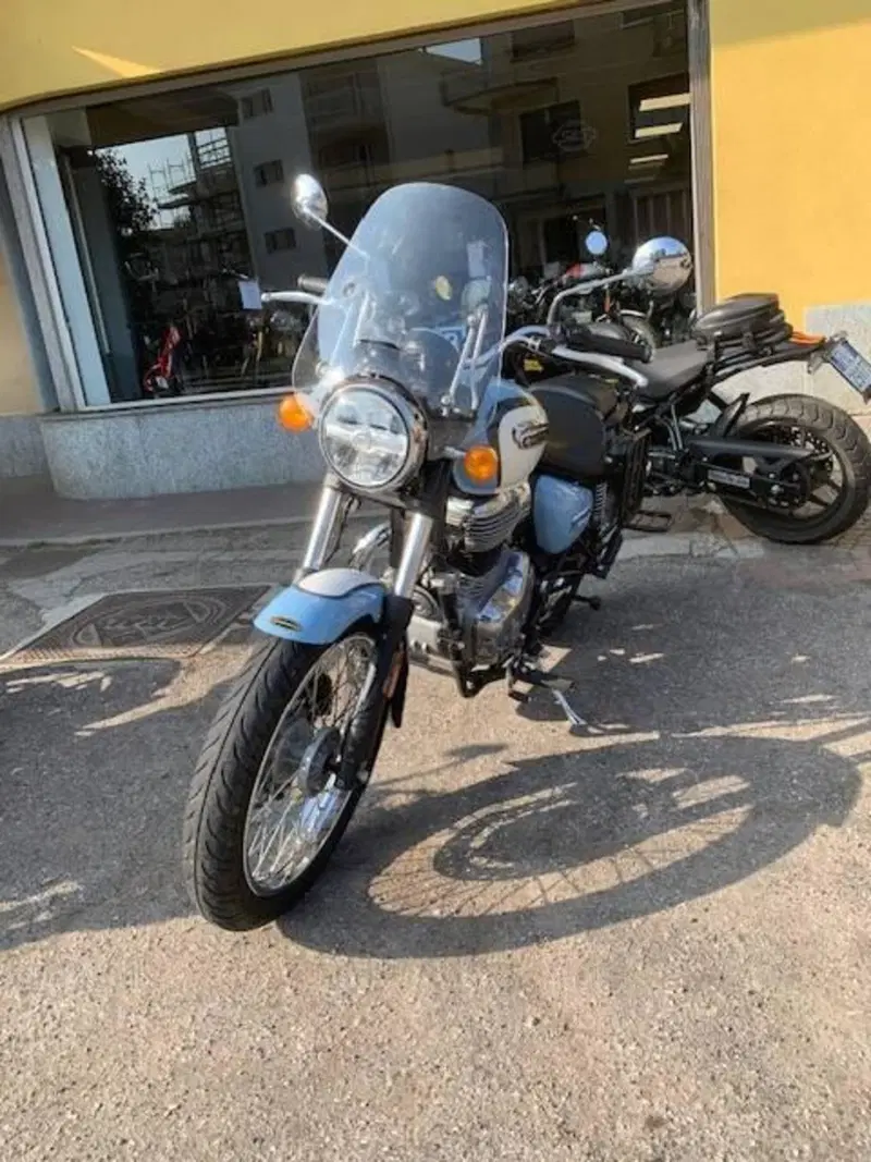 Royal Enfield Meteor 350 Aurora (2024 - 26) (6)