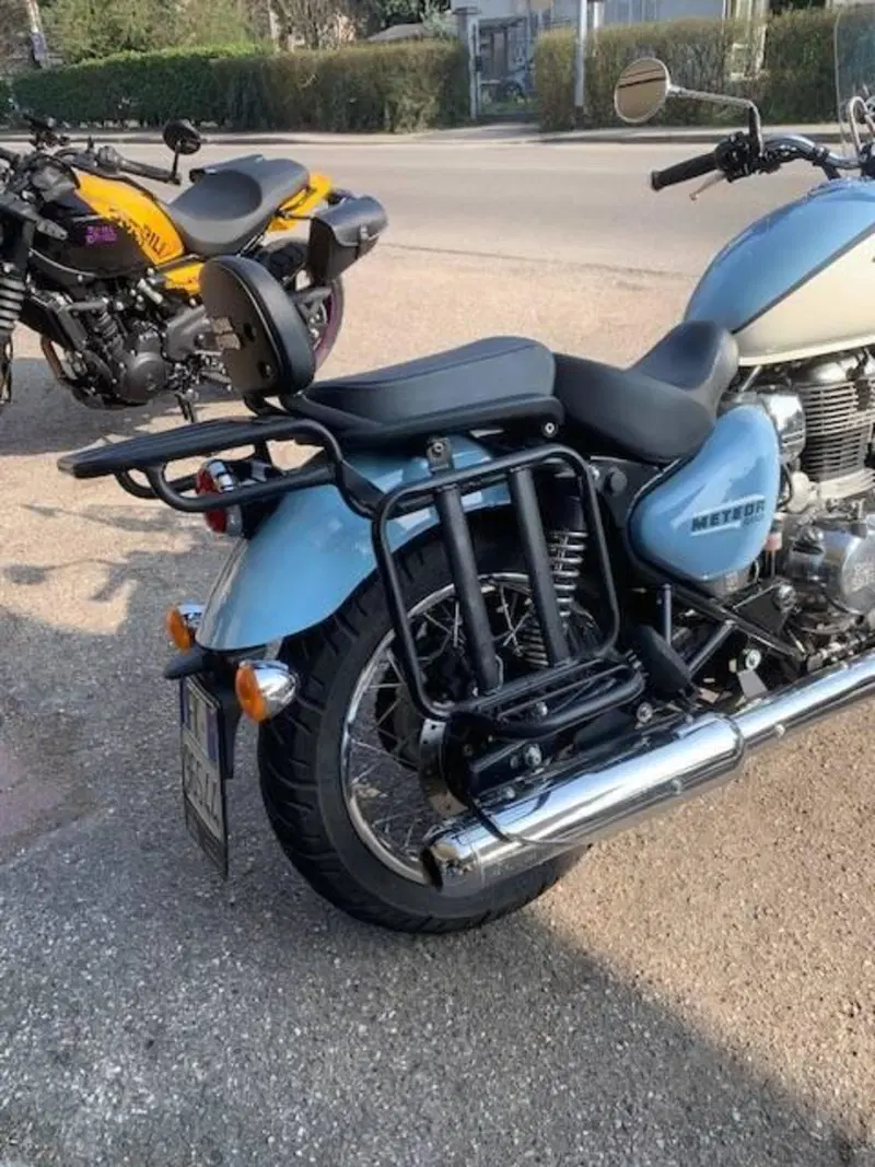 Royal Enfield Meteor 350 Aurora (2024 - 26) (8)