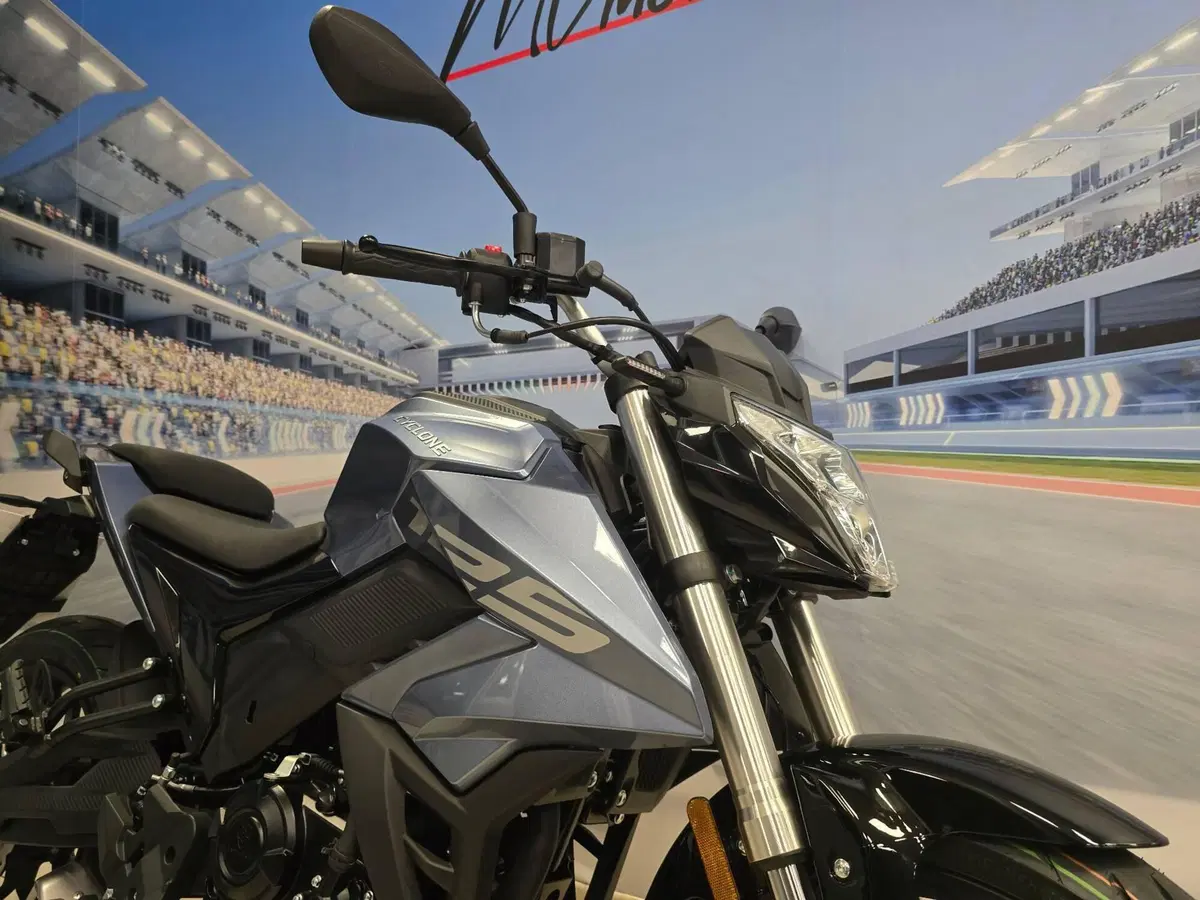 Cyclone Battlo 5S (2025 - 26) (8)