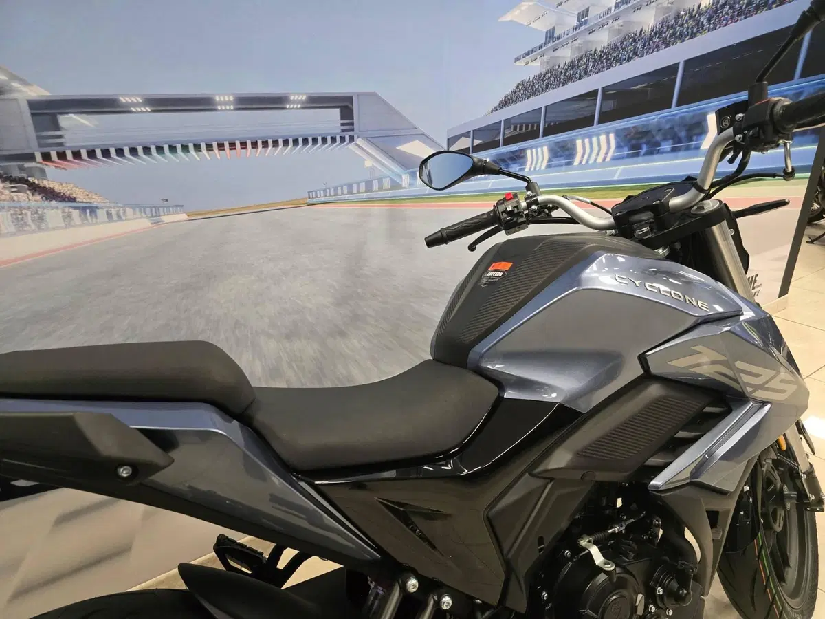 Cyclone Battlo 5S (2025 - 26) (13)