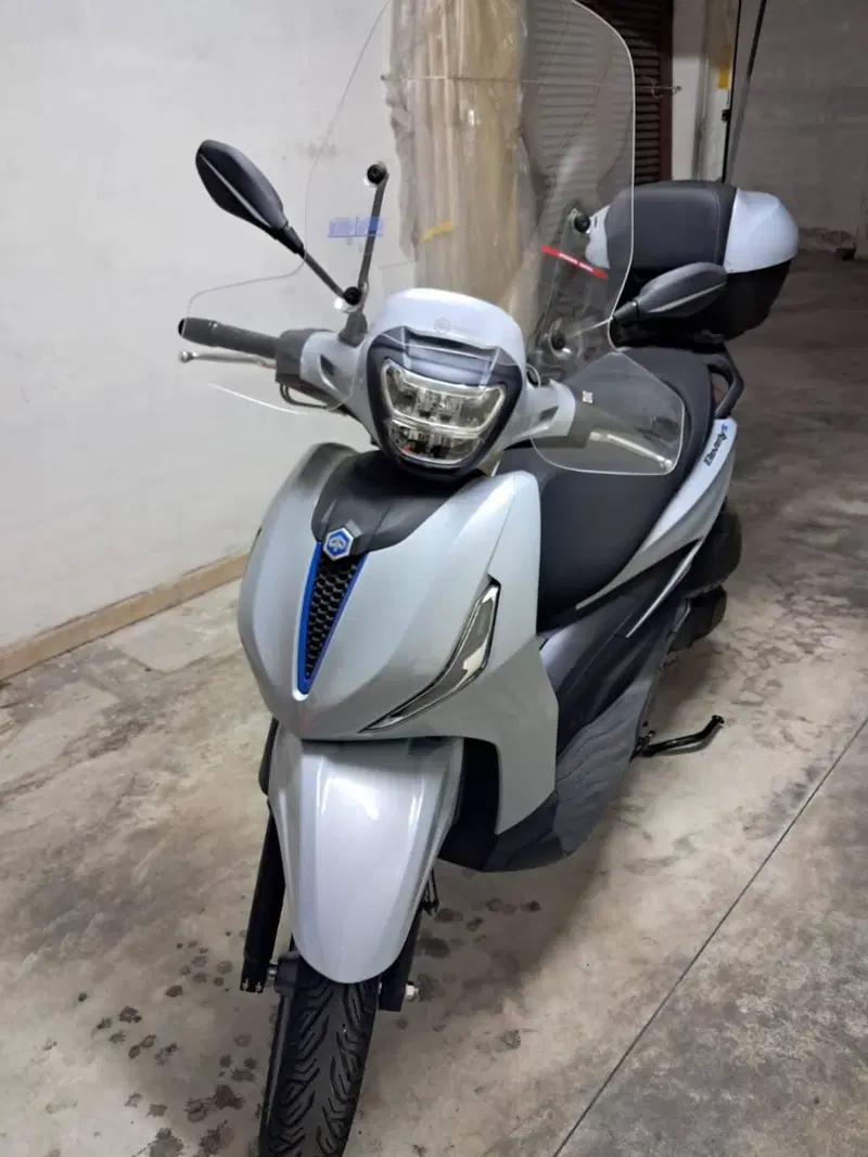 Piaggio Beverly 310 S (2025 - 26)