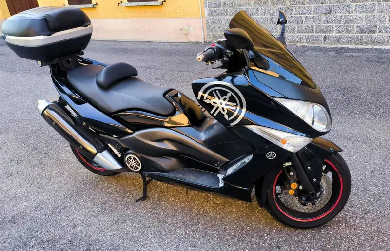 Yamaha T-Max 500 (2008 - 12) (2)