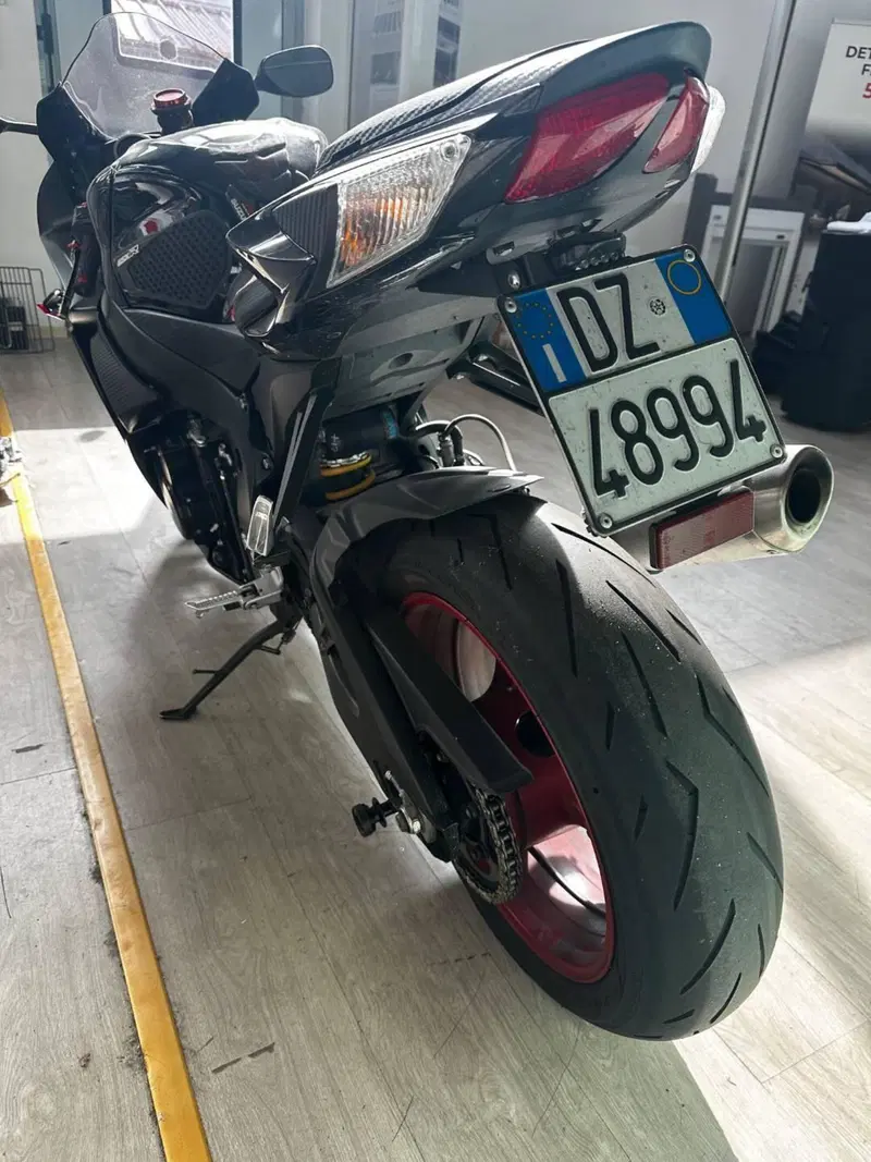 Suzuki GSX R 750 (2011 - 17) (9)