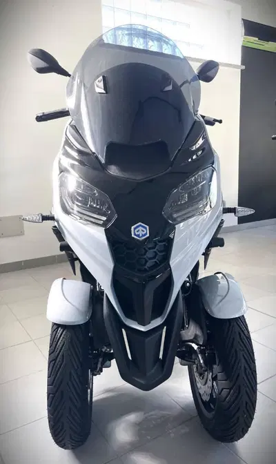 Piaggio MP3 310 Sport (2025 - 26) usata