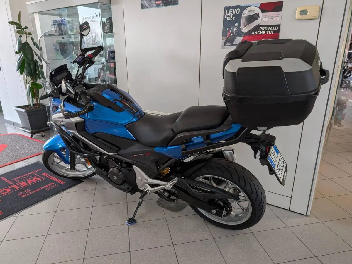 Honda NC 750 X DCT ABS (2016 -17) (3)
