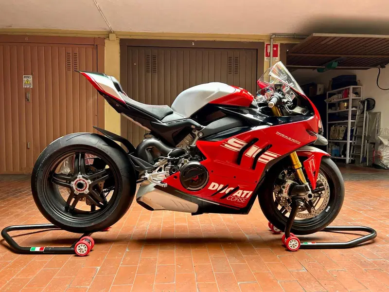 Ducati Panigale V4 SP2 30° Anniversario 916 (2024) (2)