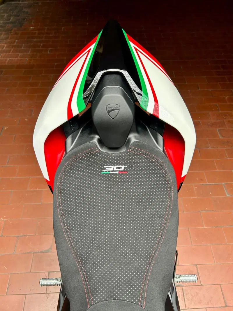 Ducati Panigale V4 SP2 30° Anniversario 916 (2024) (7)