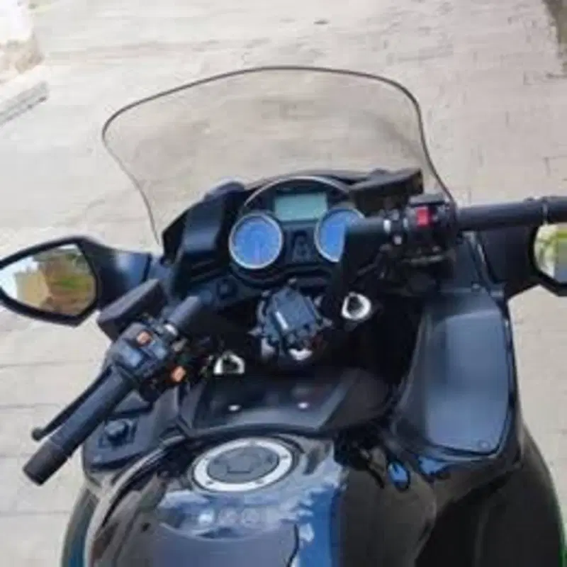 Kawasaki GTR 1400 ABS (2015 - 16) (2)
