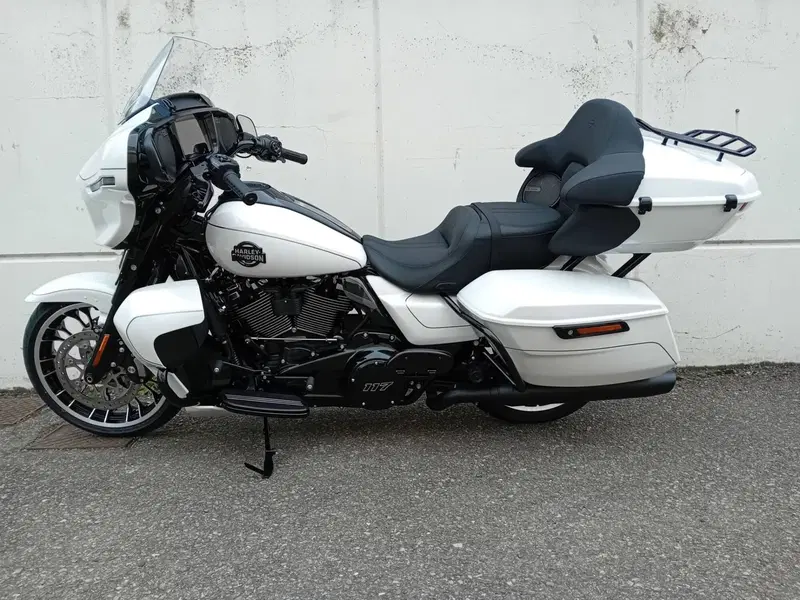Harley-Davidson Street Glide Limited (2026) (2)