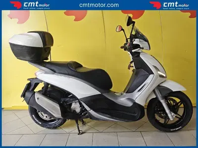 Piaggio Beverly 350 SportTouring ie ABS (2011 - 17) usata