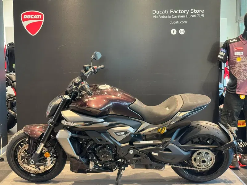Ducati XDiavel V4 (2025 - 26) (2)