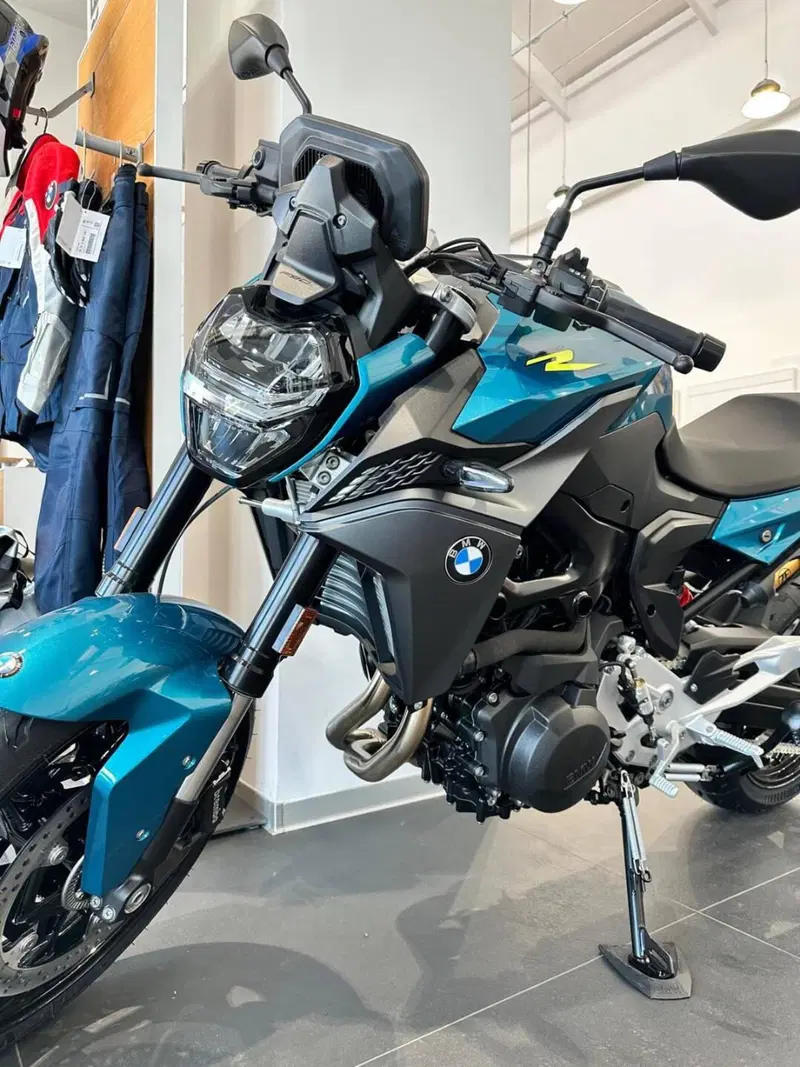 Bmw F 900 R (2025 - 26) (2)
