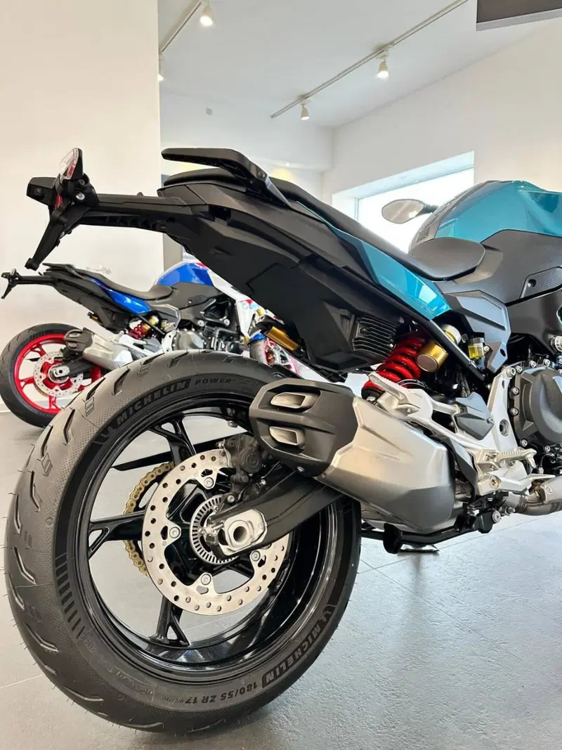 Bmw F 900 R (2025 - 26) (7)