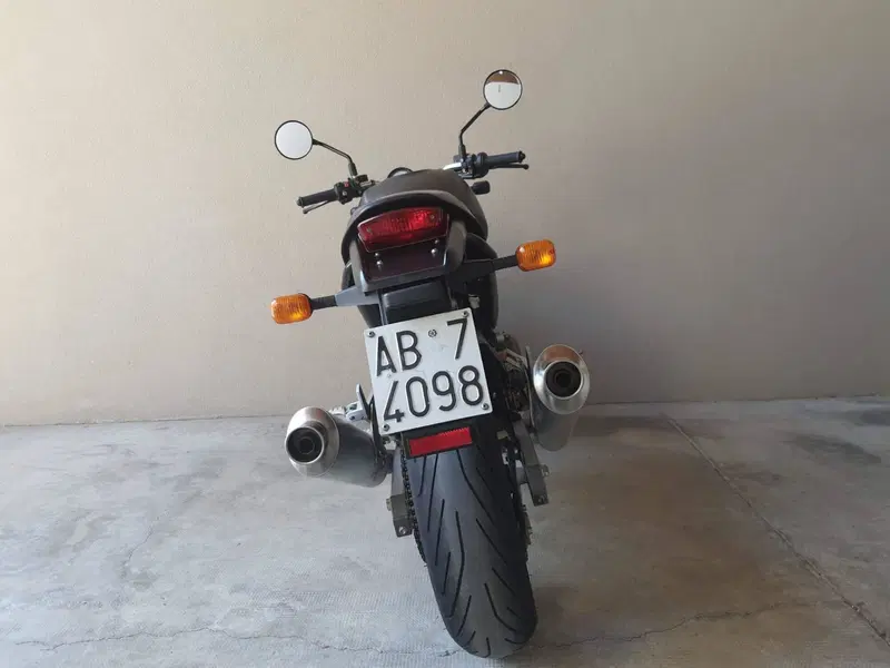 Ducati Monster 600 Dark (3)