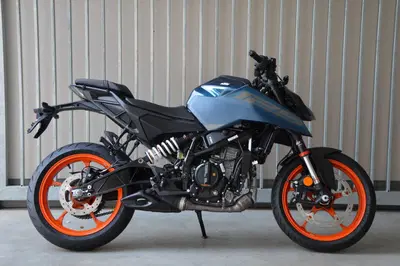 KTM 125 Duke (2026) nuova