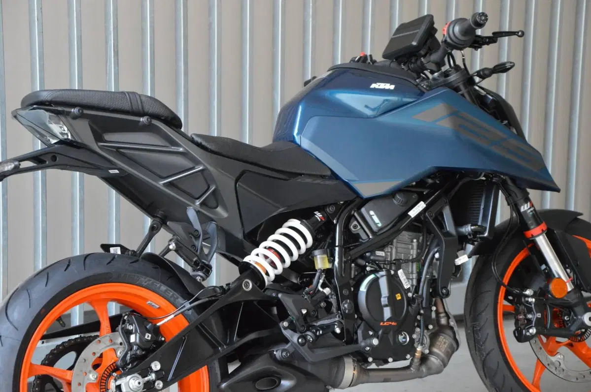 KTM 125 Duke (2026) (4)