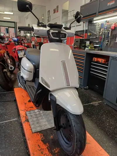 Velocifero Tennis 125 (2025 - 26) usata