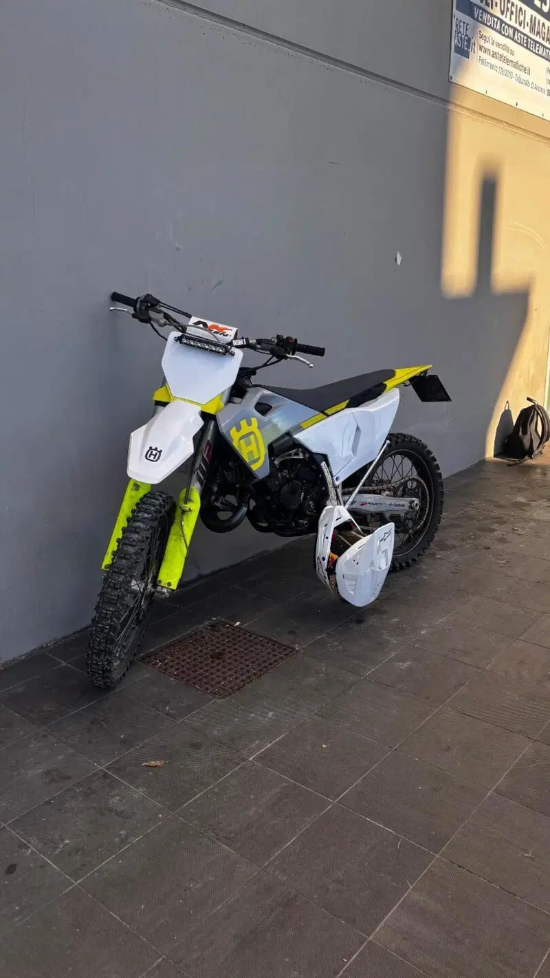 Husqvarna TC 125 (2024) (4)