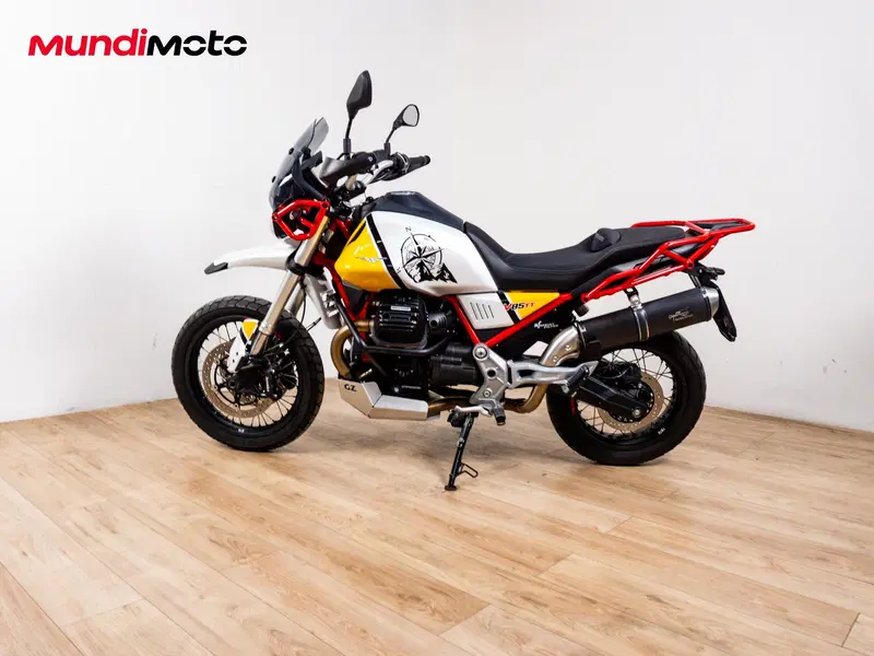 Moto Guzzi V85 TT Evocative Graphics (2021 - 23) (6)
