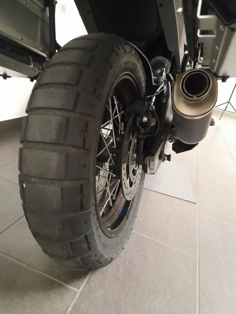 Moto Morini X-Cape 650 (2021 - 26) (9)