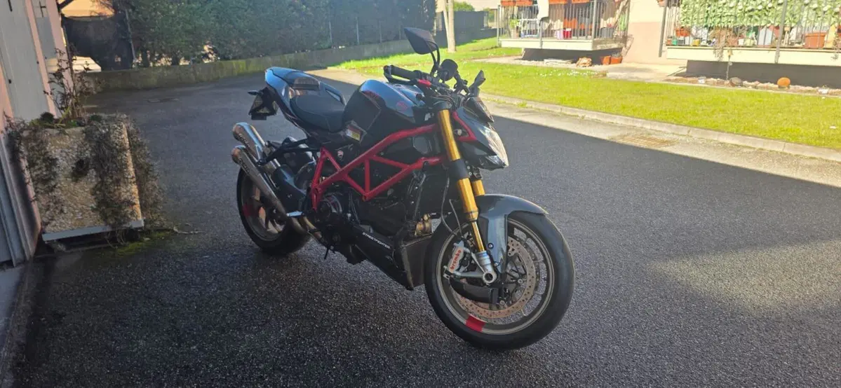 Ducati Streetfighter (2009 - 12)