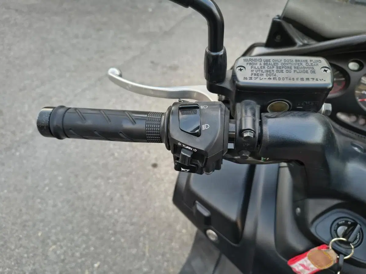 Honda Silver Wing 400 (2006 - 09) (6)