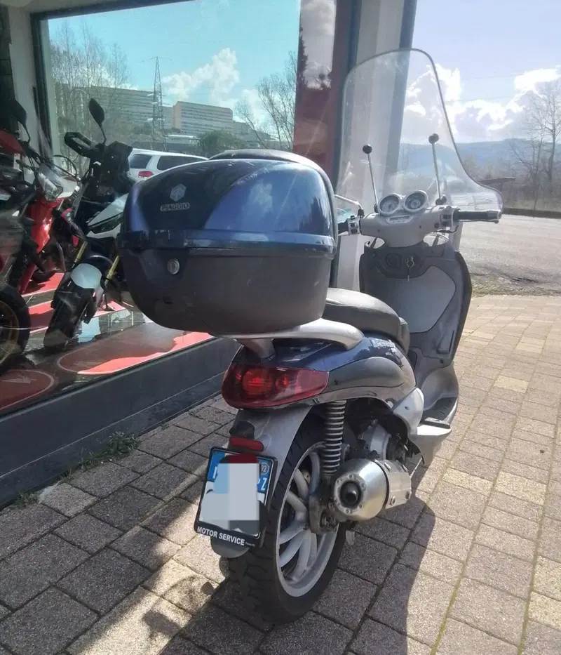 Piaggio Beverly 200 (2002 - 03) (15)