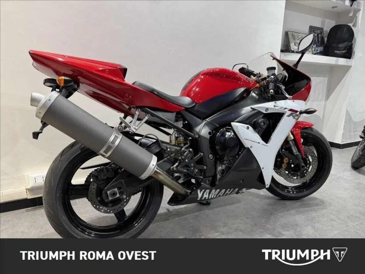 Yamaha YZF R1 (2002 - 03) (6)