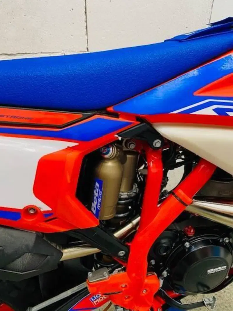 Betamotor RR 300 2T Enduro Race (2025) (5)