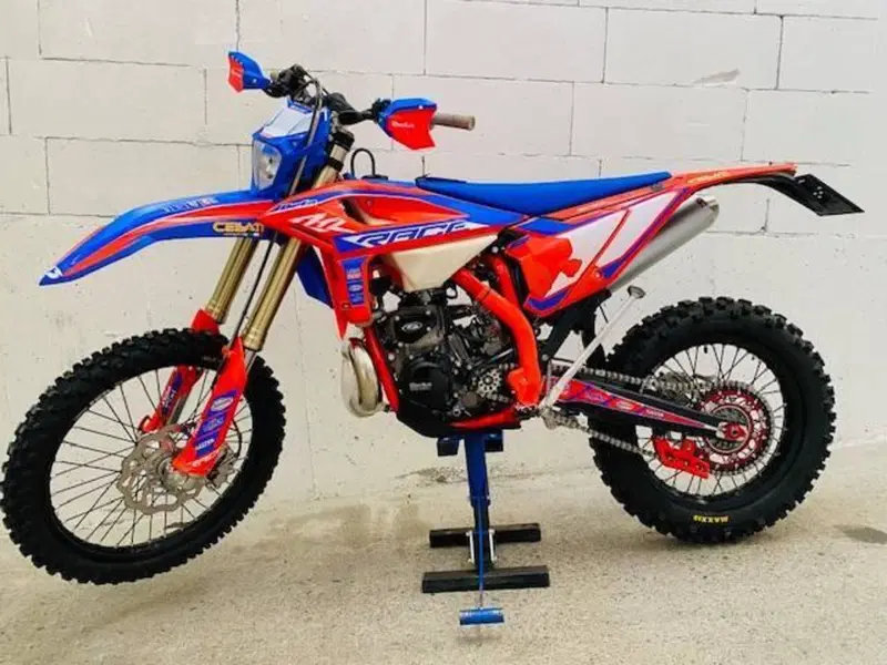 Betamotor RR 300 2T Enduro Race (2025) (2)