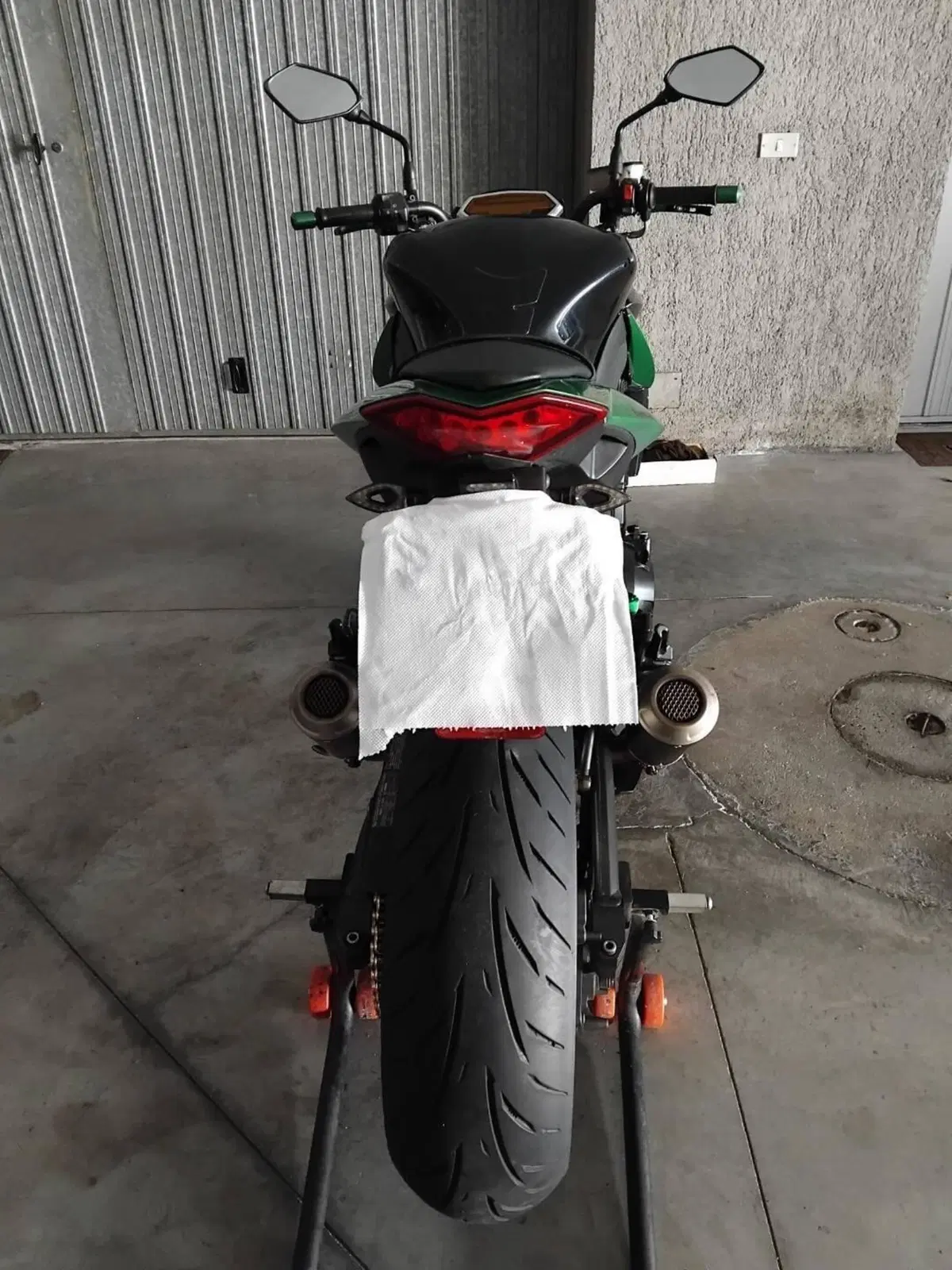 Kawasaki Z 1000 (2010 - 13) (2)