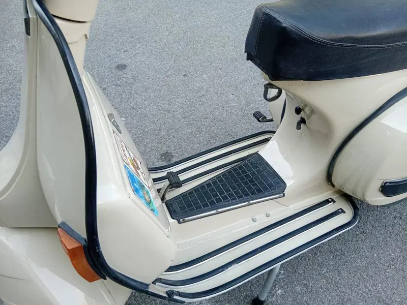 Piaggio PX 200 E (3)