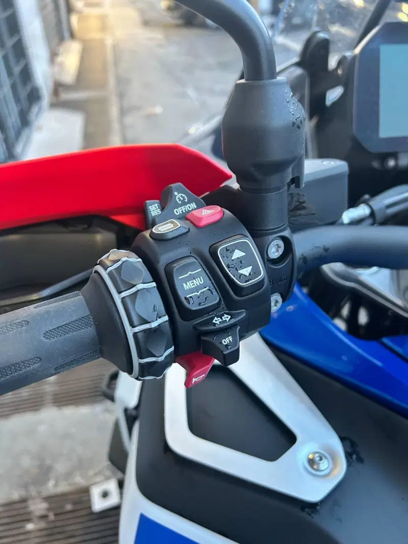 Bmw R 1300 GS Adventure Trophy (2025 - 26) (7)