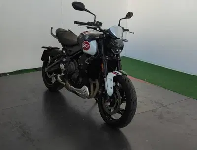 Triumph Trident 660 Triple Tribute Edition (2024) usata