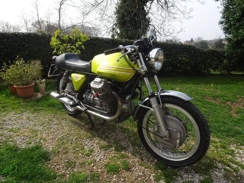 Moto Guzzi V7 SPORT (2)