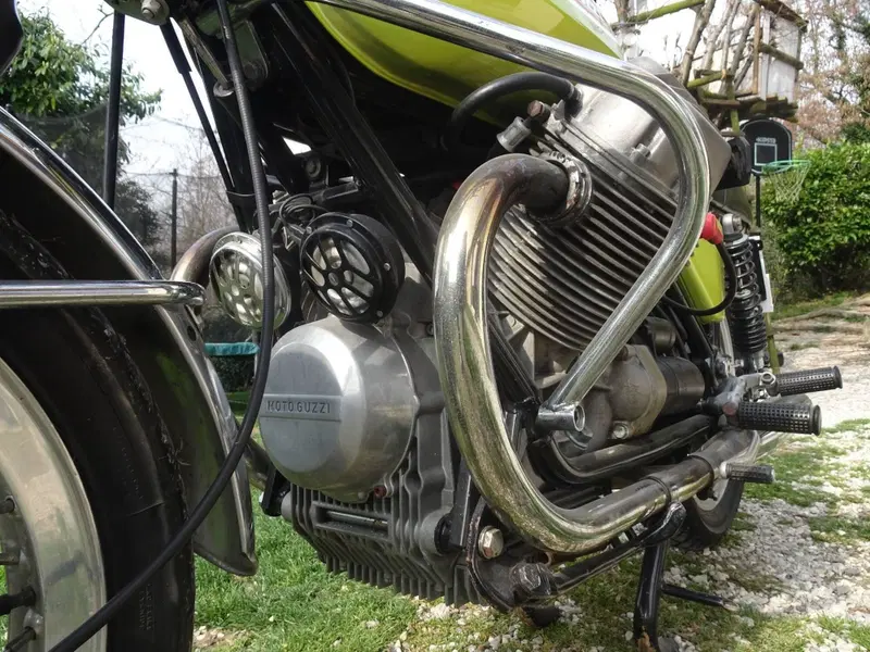 Moto Guzzi V7 SPORT (9)