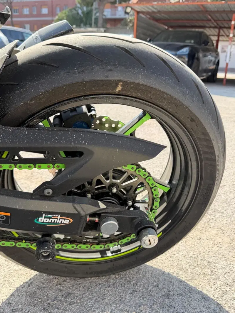 Kawasaki Z 900 (2021 - 24) (10)