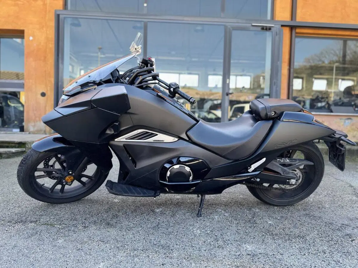 Honda Vultus NM4 (2014 - 16) (4)