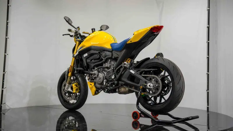 Ducati Monster 937 Senna (2024) (9)