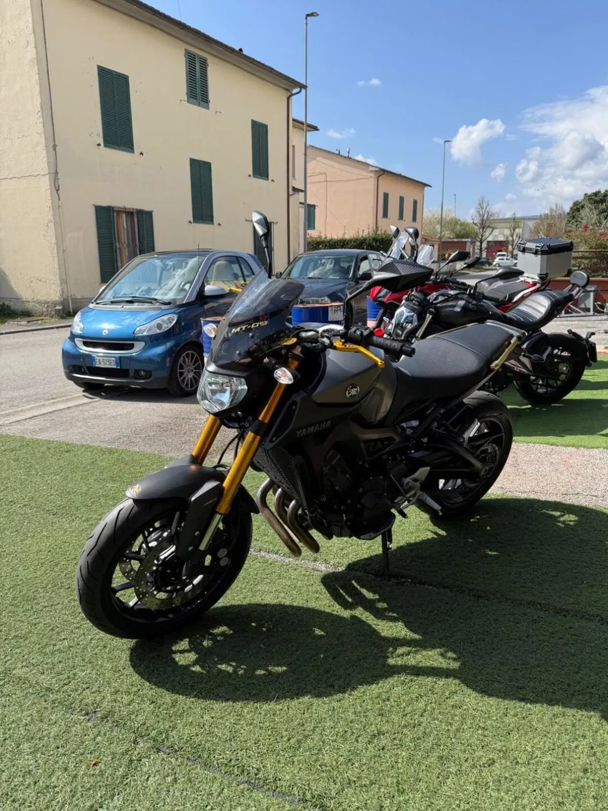 Yamaha MT-09 ABS (2016) (2)