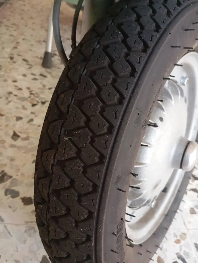 Piaggio VESPA PX 150 E (3)